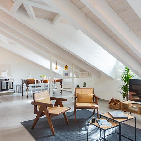 La Mansarda Di Sarpi Apartment Milan Bagian luar foto
