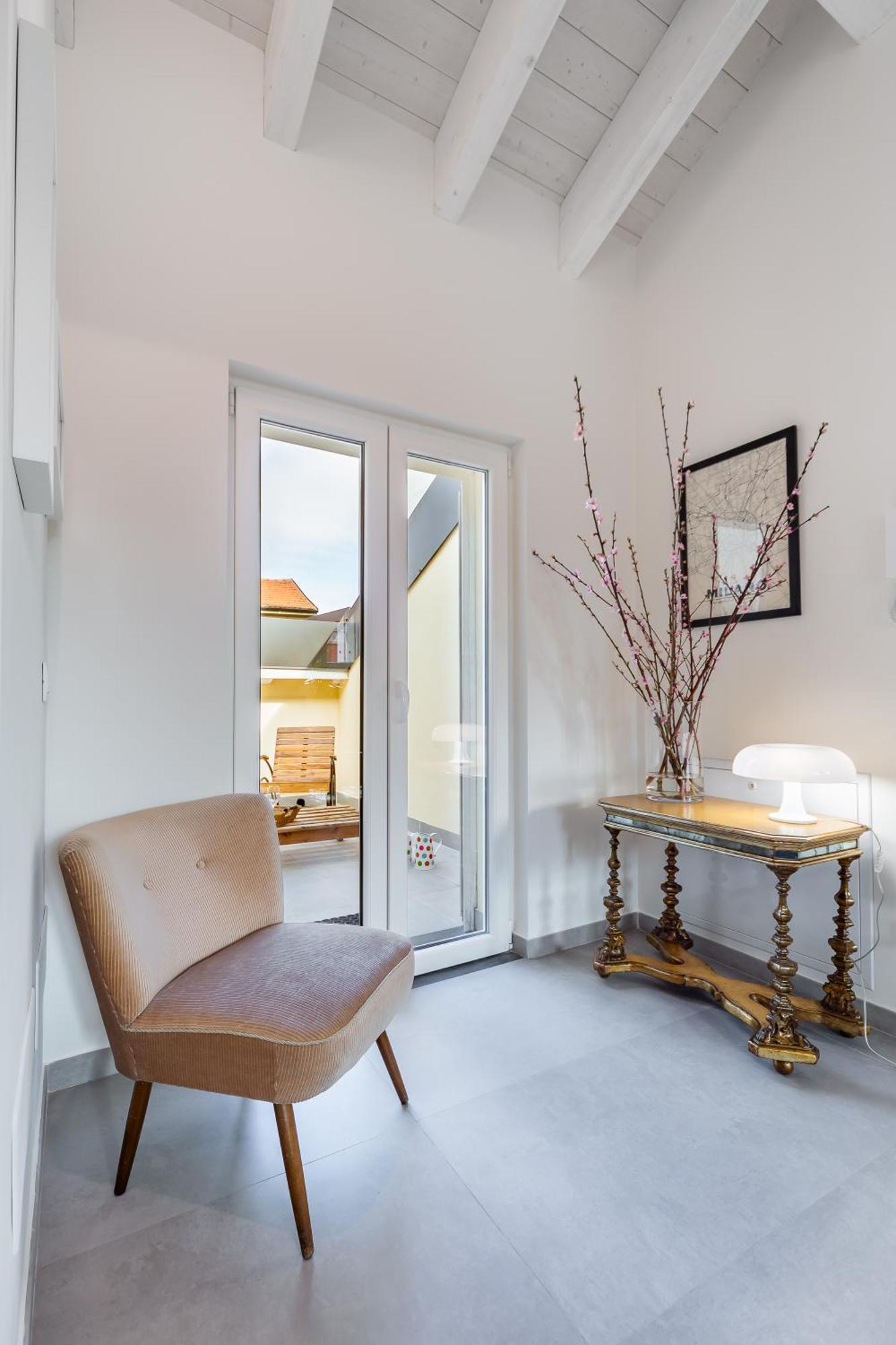 La Mansarda Di Sarpi Apartment Milan Bagian luar foto