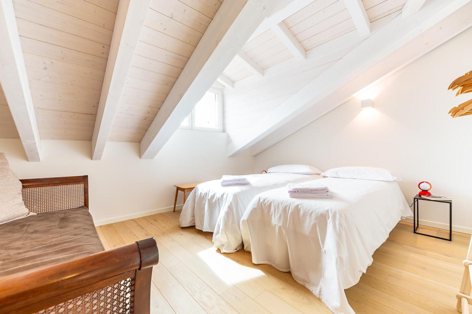 La Mansarda Di Sarpi Apartment Milan Bagian luar foto